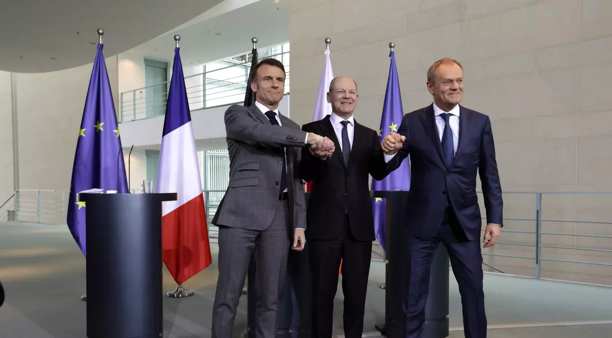 Franța, Germania și Polonia vor cumpăra „imediat” arme pentru Ucraina de pe piața internațională, anunță Scholz: „Suntem hotărâți să nu lăsăm niciodată Rusia să câștige”