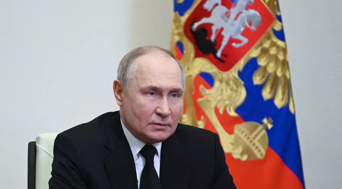 Kremlinul, după ce Putin a lipsit de la o comemorare a victimelor atentatului de la Moscova: „Chiar dacă nu vedeţi lacrimi pe faţa sa, nu înseamnă că nu suferă”