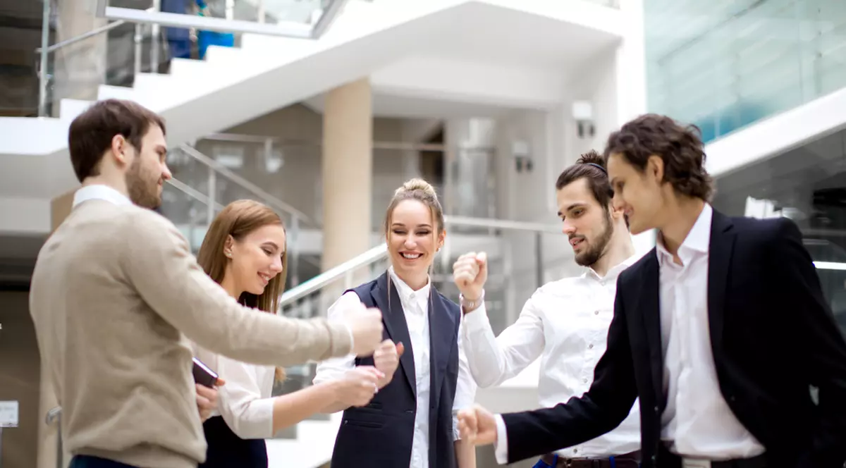 Cum să organizezi un team building reușit? 7 pași esențiali