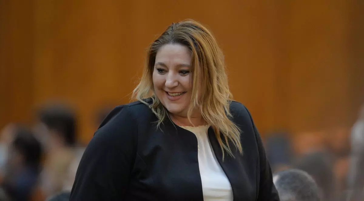 VIDEO Diana Șoșoacă, amendată din nou după ce s-a certat cu polițiștii care i-au luat permisul. Ce sancțiune a primit pentru tulburarea liniștii publice