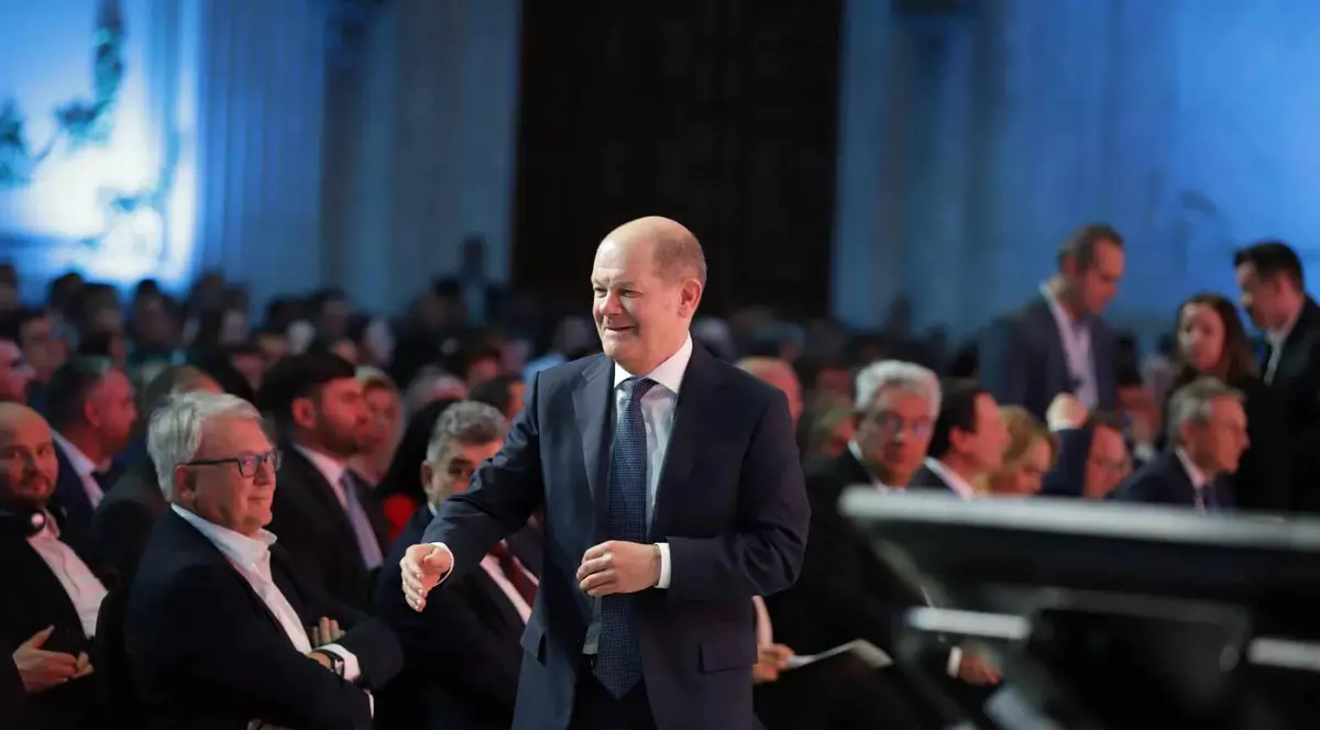 Olaf Scholz mizează, la București, pe "descurajarea eficientă": Sprijinul acordat Ucrainei este esențial pentru restabilirea păcii în Europa