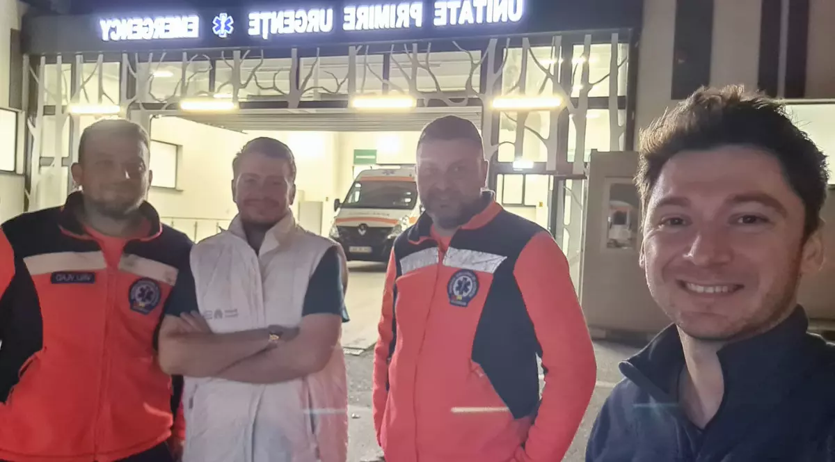 Un bărbat care s-a înecat cu mâncare, într-un restaurant din Braşov, salvat de echipajul de la Ambulanţă și de medici de la „Marius Nasta"