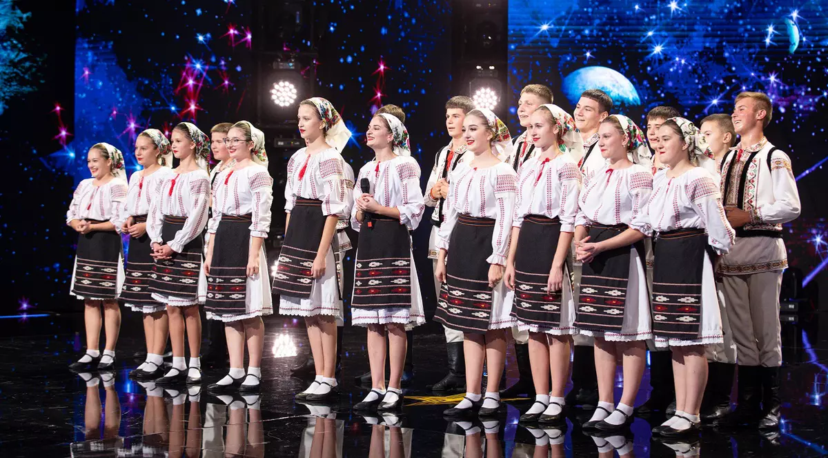 Ansamblul Hecenii a primit Golden Buzz de la Andra la „Românii au talent”, sezonul 14: „Văzându-vă pe voi, folclorul nu o să moară niciodată”