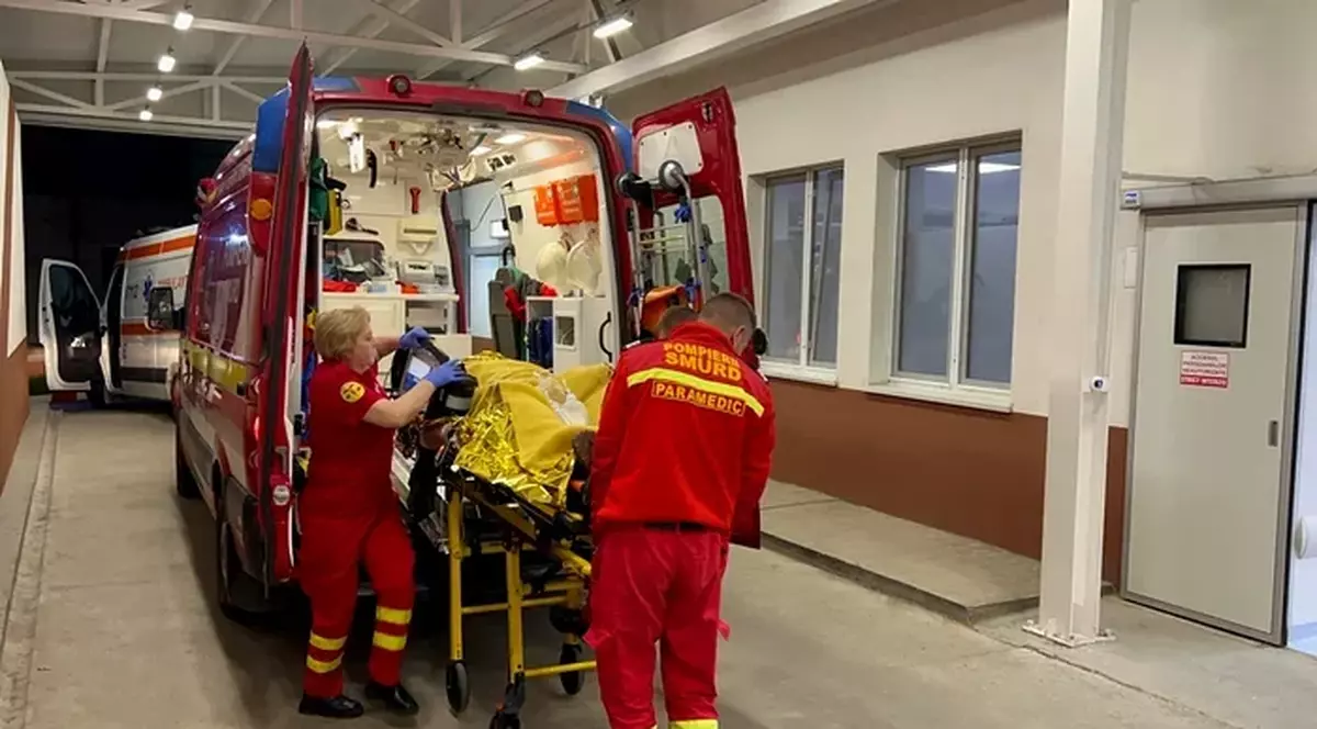 Șoferul de 25 de ani împușcat de polițiști la Dorohoi a rămas fără un rinichi. Agenții au tras 61 de focuri de armă ca să-l oprească