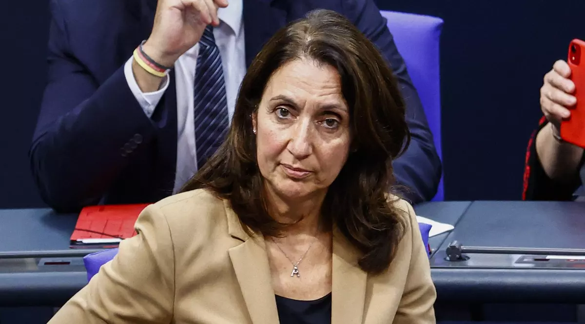 Indignare în Germania, după postarea vicepreședintei Bundestagului despre atacul Iranului. „Dacă ai decență, demisionează!”