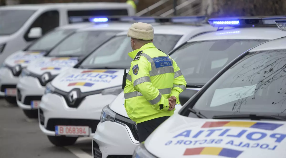 Un deținut condamnat la 18 ani de închisoare a evadat, în București, când era dus la un control medical