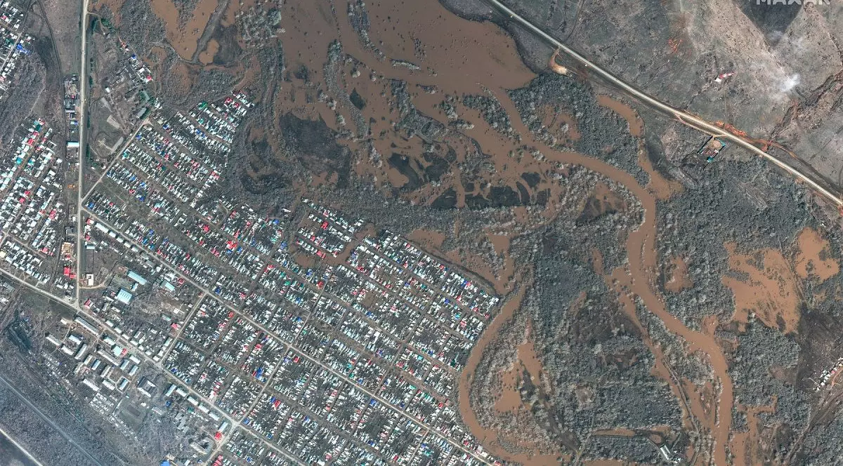 Cum arată regiunea rusă Orenburg, după cele mai mari inundații din ultimii 80 de ani. Imagini din satelit