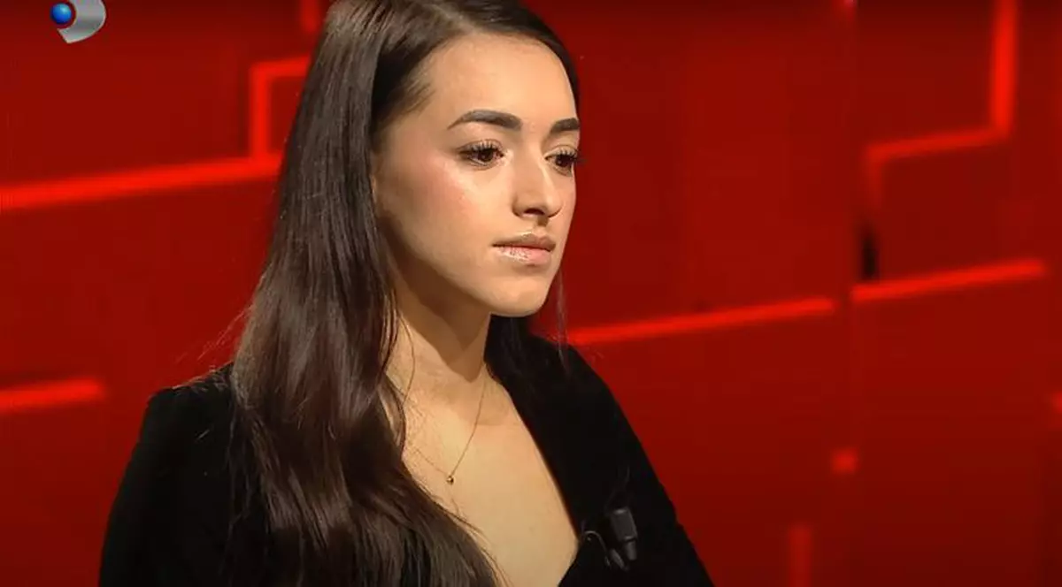 Secretul siluetei Larisei Iordache. „În loc de o gură de mâncare, beau o gură de apă. Nu zic că este bine”