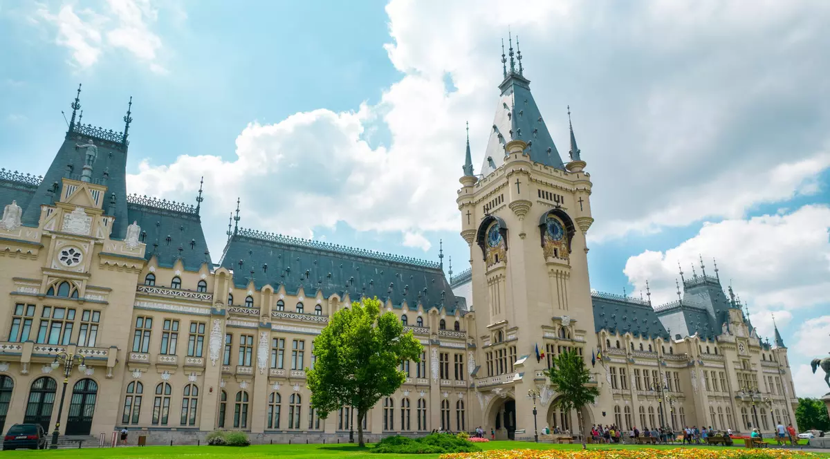 4 orașe din România pe care să le vizitezi în orice sezon