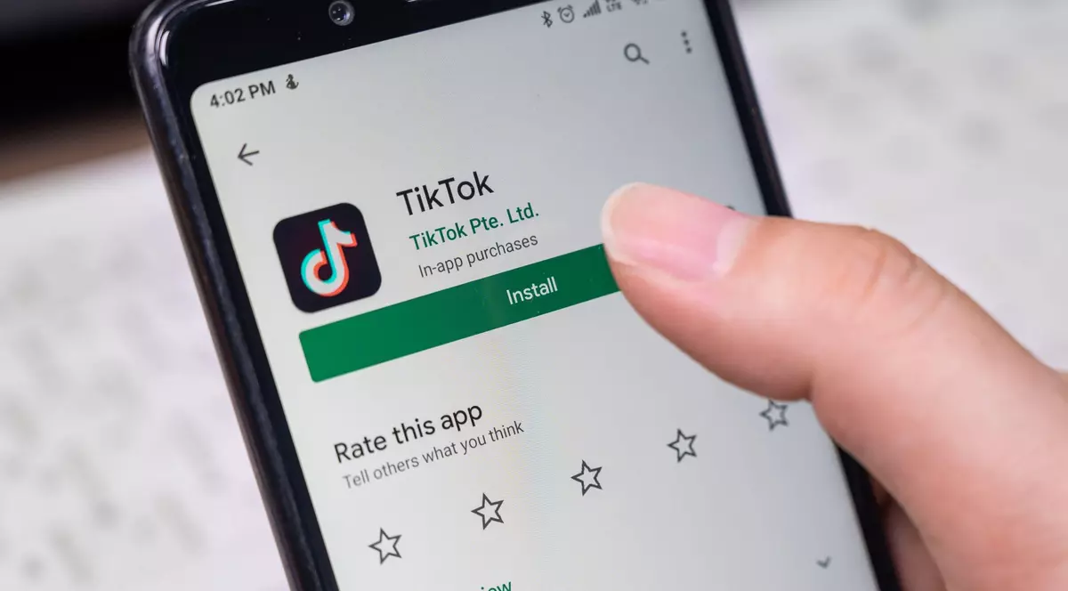 Comisia Europeană ameninţă că va suspenda funcţia TikTok Lite, care recompensează timpul petrecut în faţa ecranului 