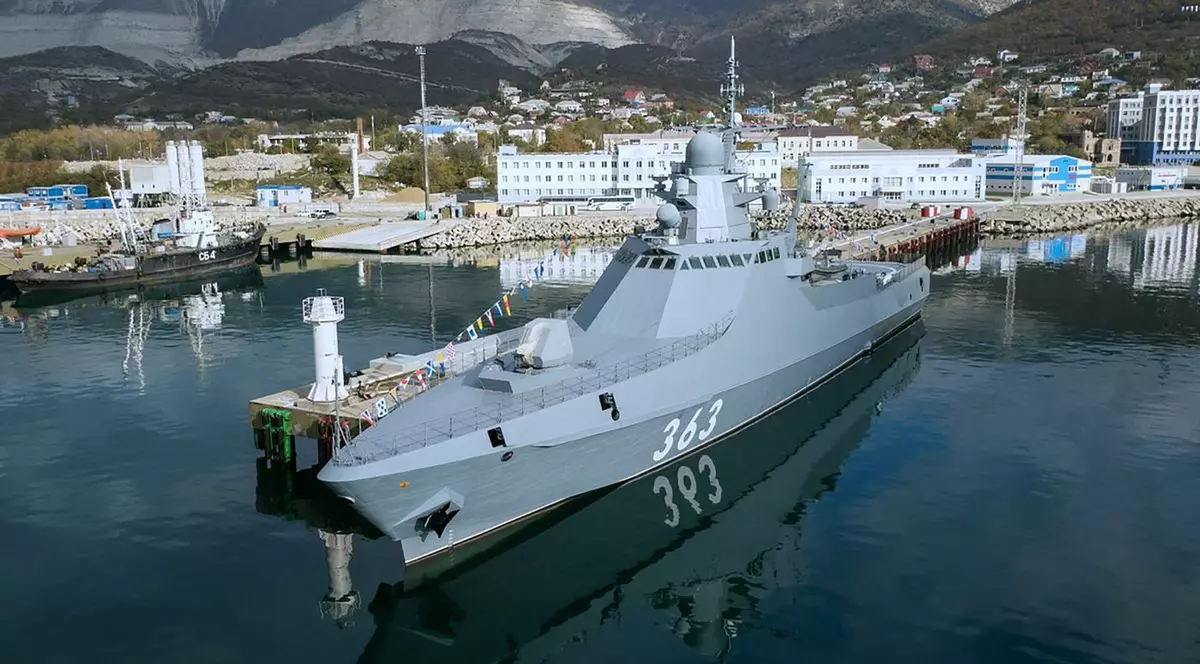 Rusia și-a modernizat baza navală a flotei Mării Negre după atacurile Ucrainei. Imagini din satelit