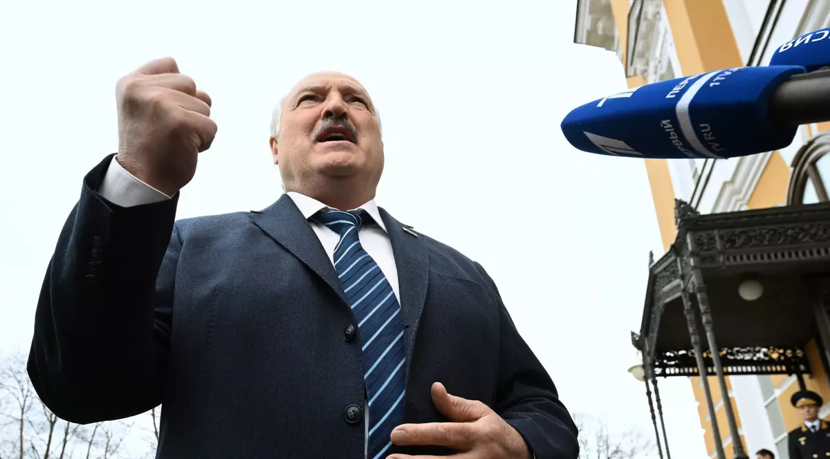 „O singură mișcare" riscă să provoace „Apocalipsa nucleară", avertizează aliatul lui Putin, Aleksandr Lukașenko