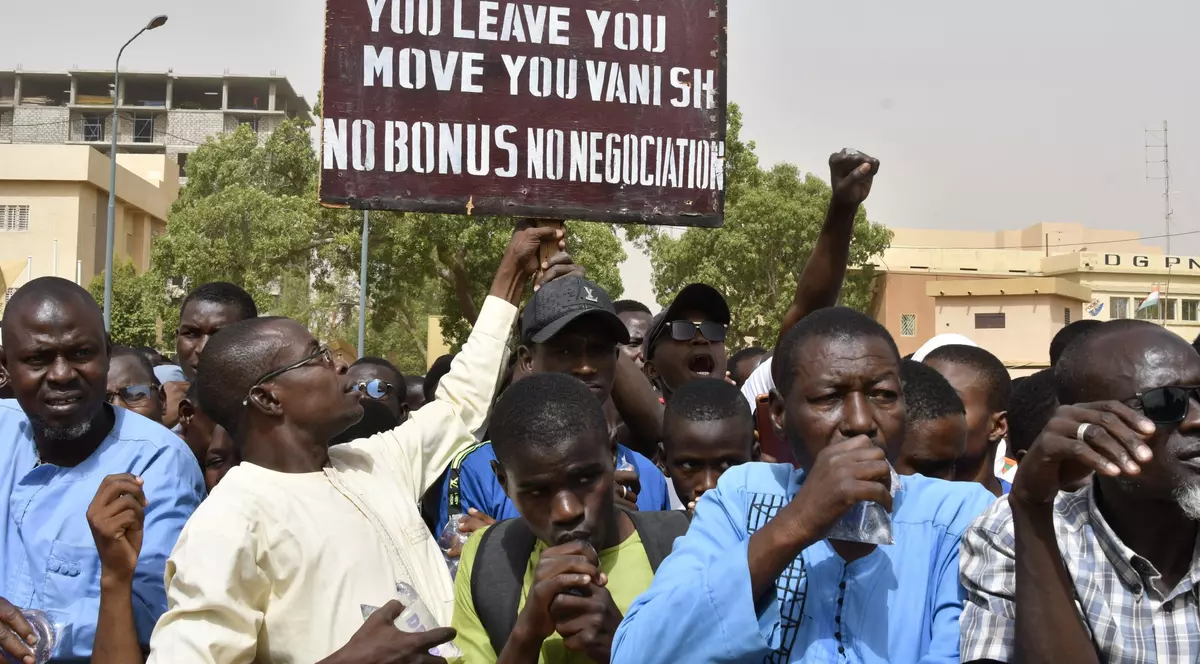 SUA își retrag trupele din Niger. Rușii au trimis un sistem de apărare antiaeriană și instructori militari în țara africană