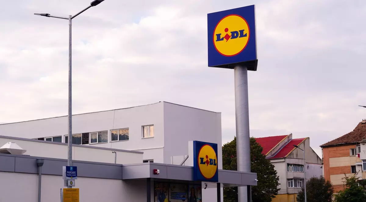 Program Lidl de Paşte 2024 - Imagine cu un mahazin Lidl din Bucureşti