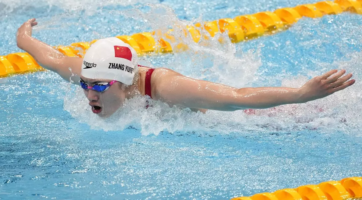 Înotătorii de top chinezi au fost depistați dopați în 2021, ​​au fost lăsați că concureze și au câștigat aurul olimpic la Tokyo, scrie New York Times