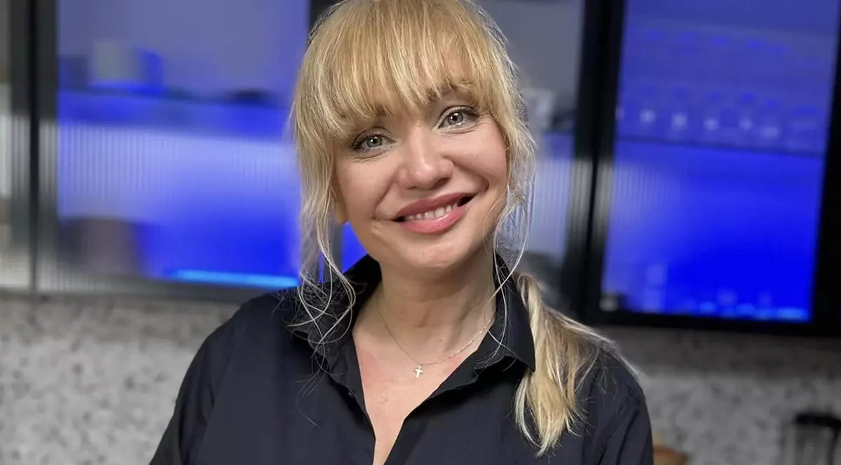 Cristina Cioran are un nou iubit după despărțirea de Alex Dobrescu: „Este mult mai tânăr decât mine”. Plănuiește să se mute din România cu el