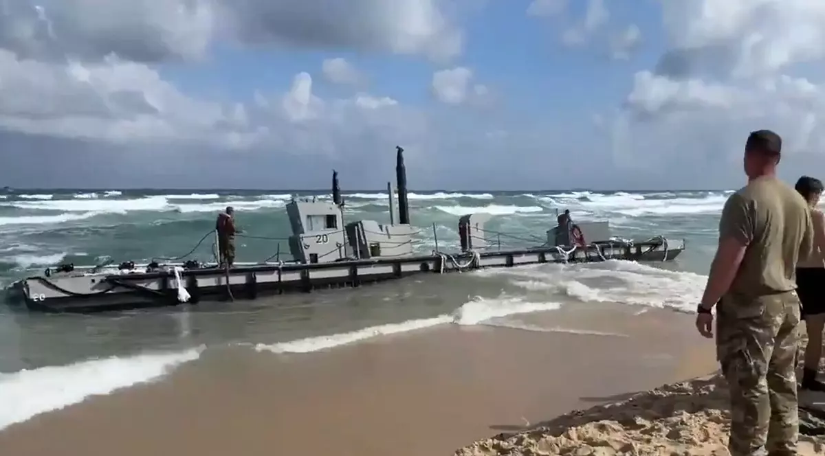 Patru ambarcaţiuni americane au eşuat la pontonul temporar din Fâşia Gaza