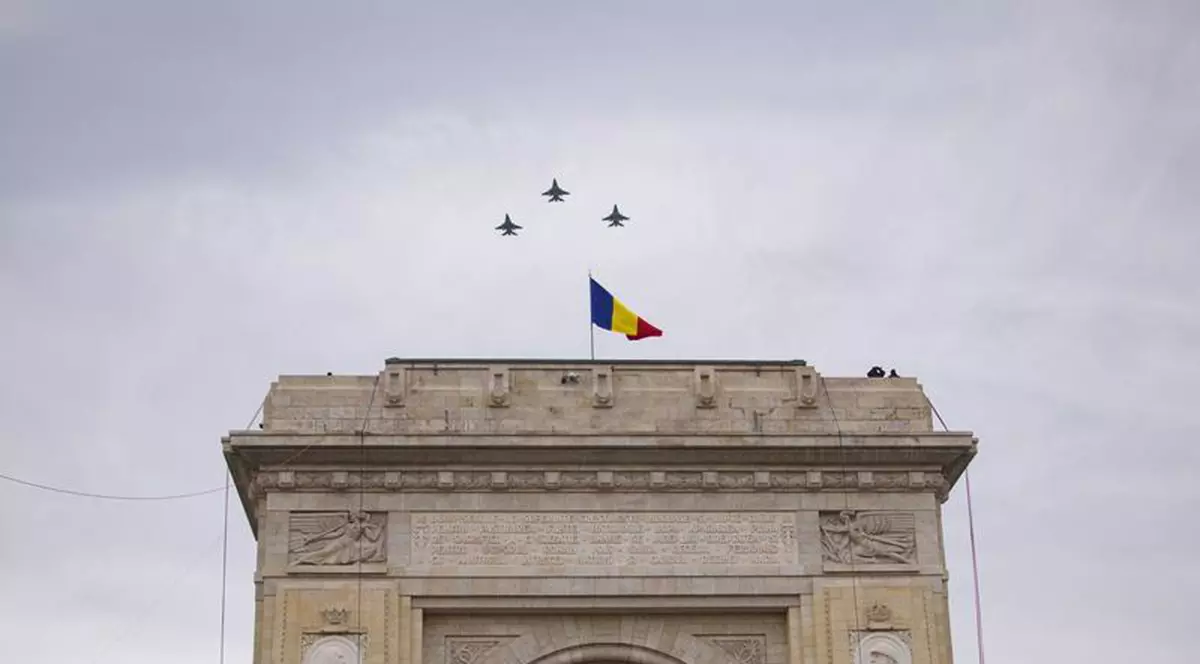 Arcul de Triumf va fi iluminat în albastru joi, de Ziua Europei