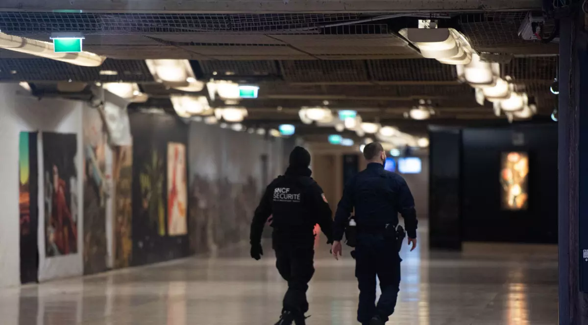 Atac cu cuţitul la metrou, în Lyon. Patru oameni au fost răniți. Agresorul a fost arestat