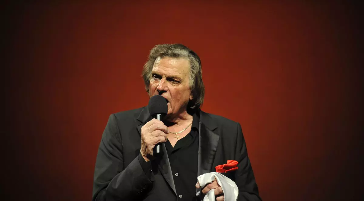 Noi informații despre starea de sănătate a lui Florin Piersic. Spitalul Foișor: I-a fost scoasă proteza de genunchi și este în secția ATI