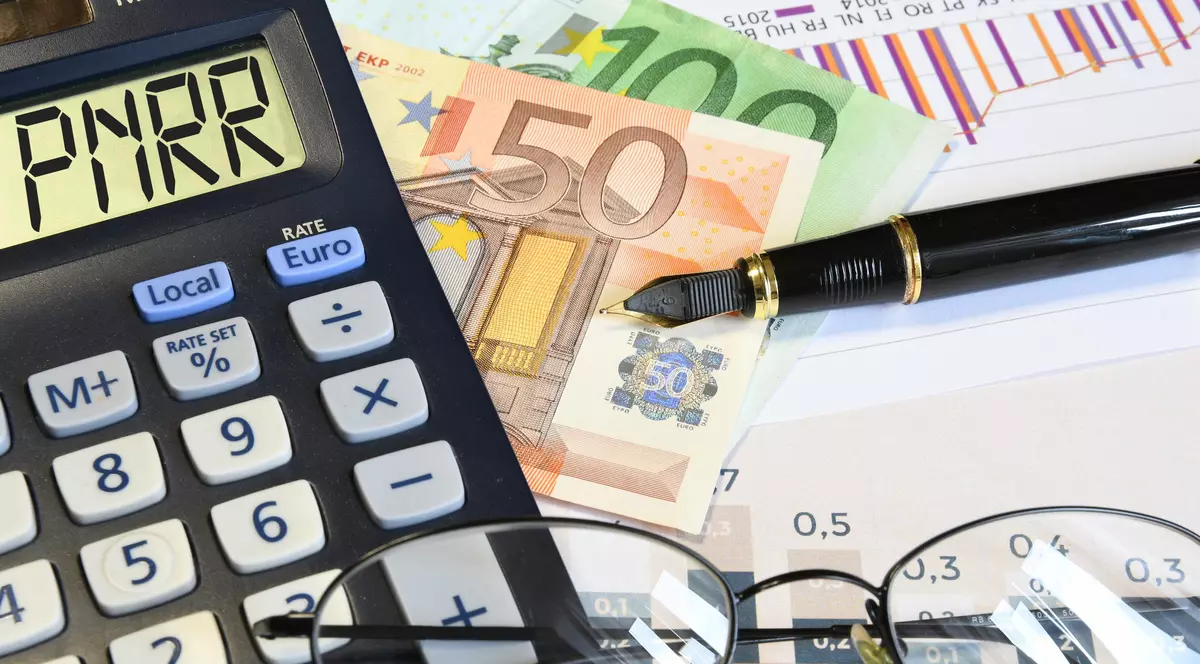 (P) Ce putea face Guvernul în loc să crească taxele pentru angajați și firme