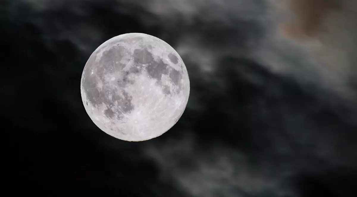 Luna plină din 23 mai în semnul Săgetătorului
