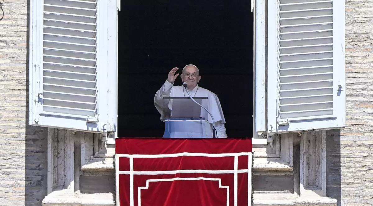 Papa Francisc, mesaj pentru credincioșii care sărbătoresc astăzi Paştele: „Fie ca Domnul Înviat să-i mângâie pe cei aflaţi în încercare”