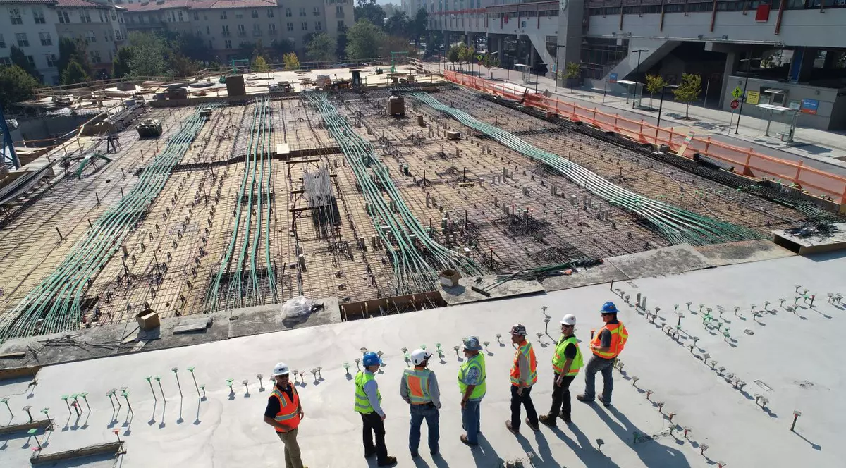 Index salarial eJobs: Peste o treime dintre angajații din construcții au salarii cuprinse între 4.500 și 7.000 de lei. Media netă în domeniu este de 5.000 de lei pe lună