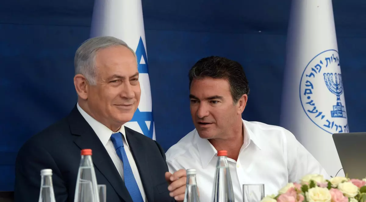 Yossi Cohen (dreapta), alături de Benjamin Netanyahu Foto: Hepta