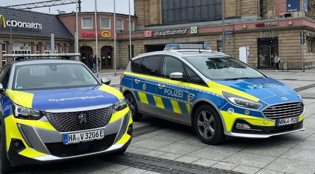 Un bărbat a deschis focul într-un coafor și într-un bloc, la Hagen. 4 oameni au fost răniți, inclusiv soția lui însărcinată