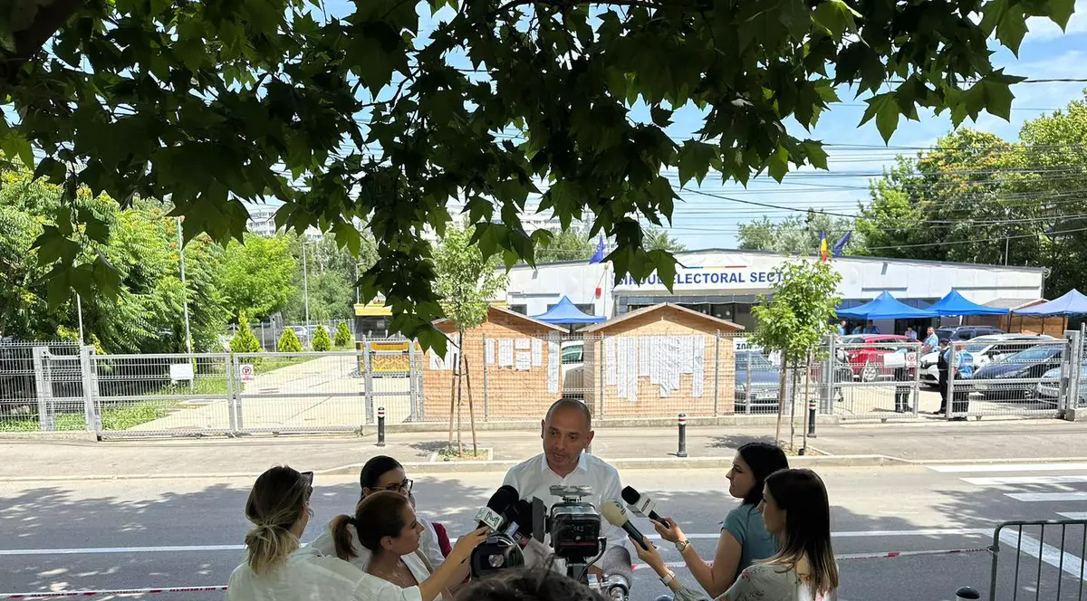 Radu Mihaiu depune plângere penală împotriva Biroului Electoral Sector 2. „Se vede cu ochiul liber cum se încearcă fraudarea alegerilor”