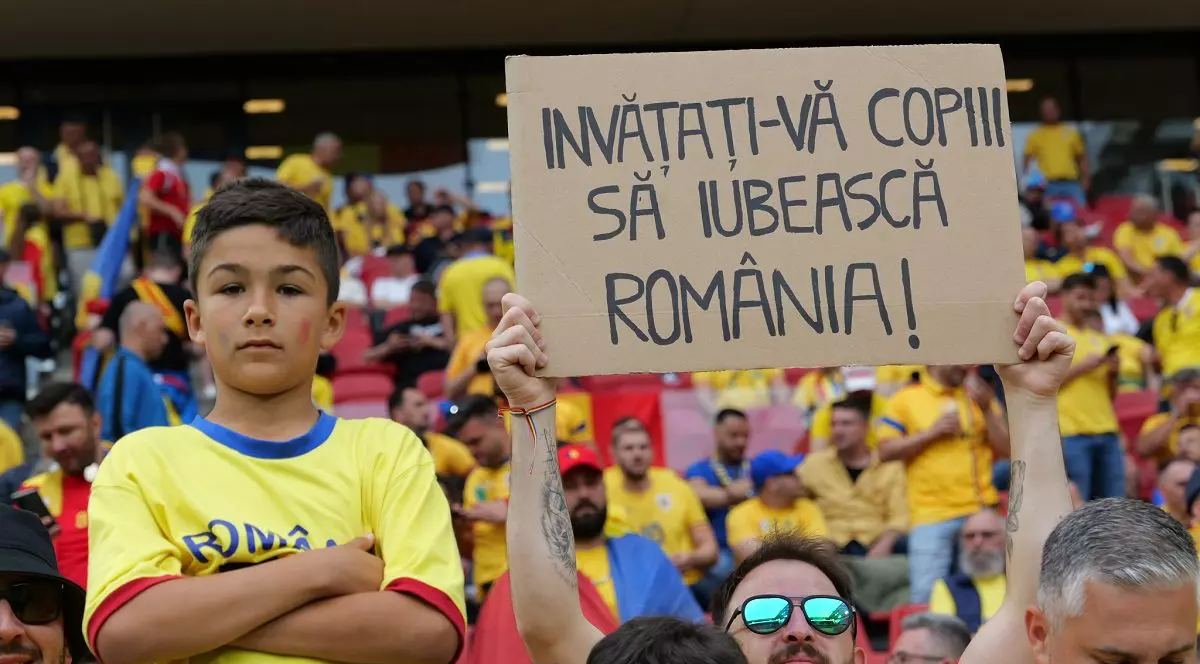 Mesajul unui suporter român aflat pe stadion la meciul Belgia - România a devenit viral pe internet