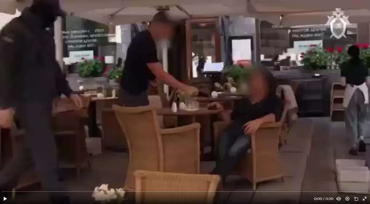Un francez suspectat de spionaj, arestat în Rusia. A fost ridicat dintr-o cafenea din Moscova de agenți de securitate mascați | VIDEO