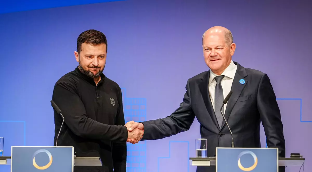 Olaf Scholz (stânga) și Volodimir Zelenski Foto: Hepta