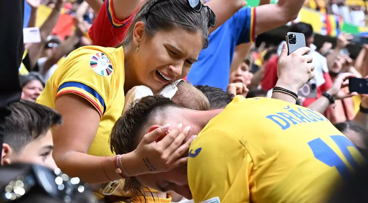 România-Ucraina 3-0: cum arată iubirea când e colorată în galben