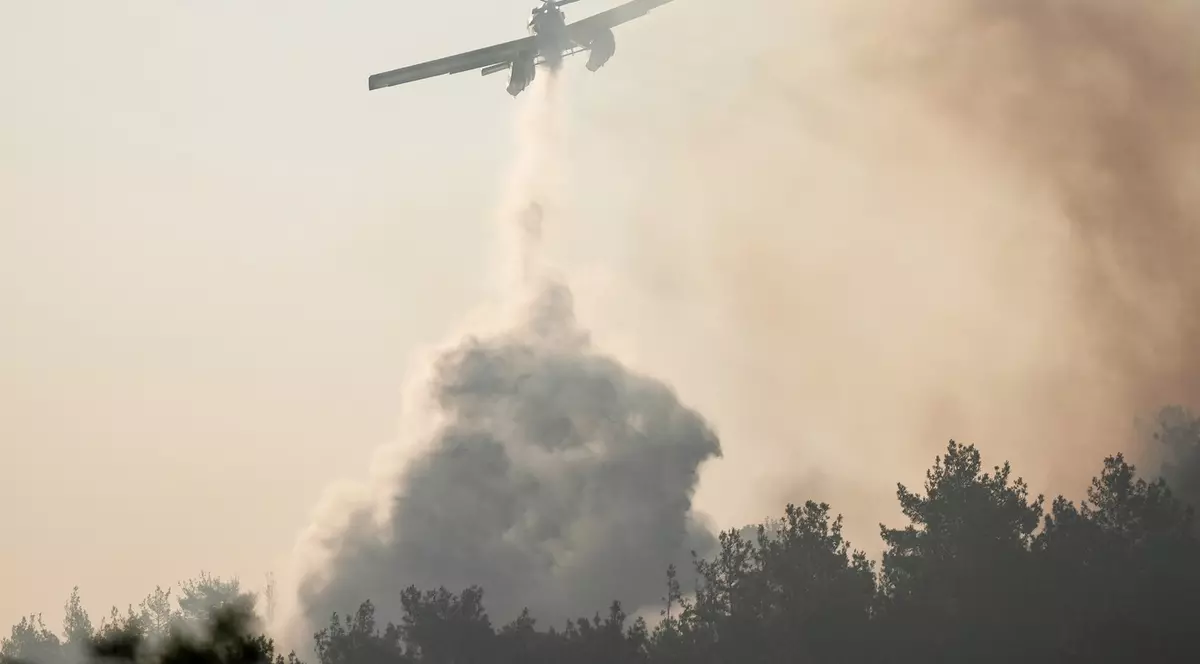 Incendii de proporții în Turcia. Cel puțin cinci persoane și-au pierdut viața, iar alte 44 au fost rănite