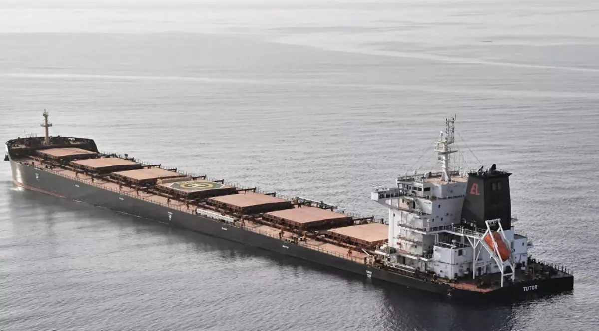 A doua navă atacată de rebelii Houthi s-a scufundat în Marea Roșie