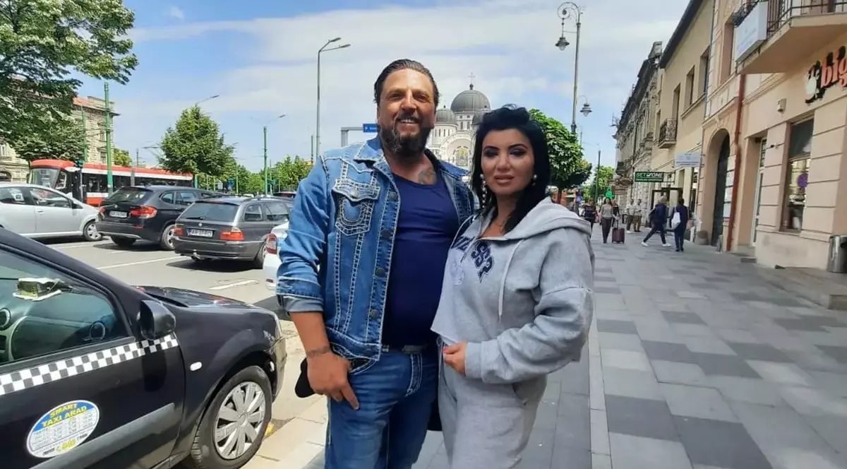 Adriana Bahmuțeanu și George Restivan s-au despărțit. Prezentatoarea TV a spus motivul pentru care au ajuns la divorț. „A fost frumos, autentic”
