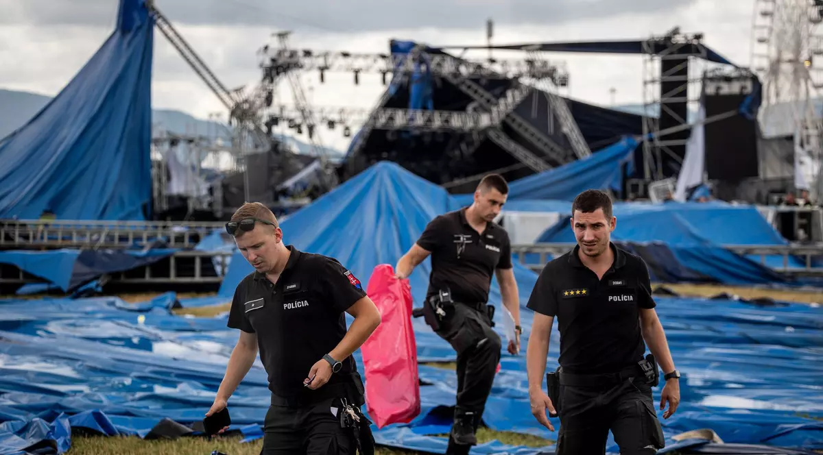Un festival de muzică din Slovacia, anulat din cauza unei furtuni puternice. 15 persoane au fost rănite