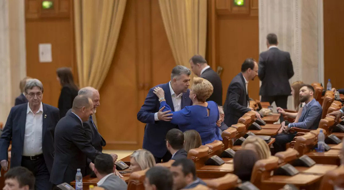 Deputații au votat modificarea legii privind împușcarea urșilor, după tragedia din Bucegi. Legea merge la promulgare