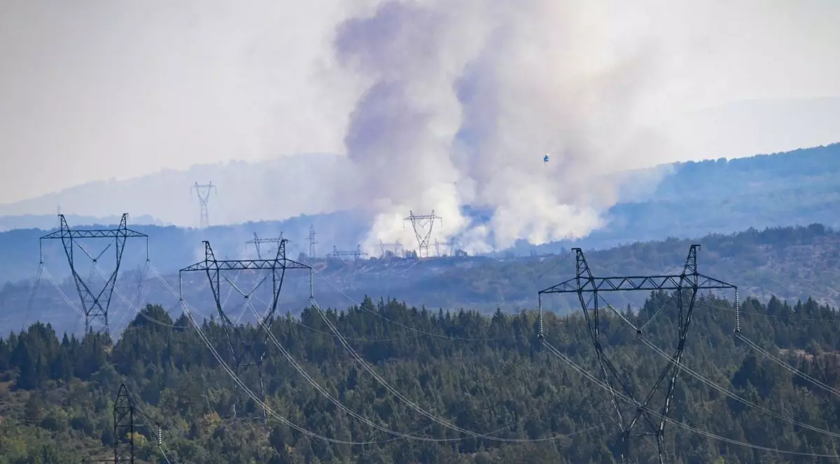 România a trimis aeronave ale Forțelor Aeriene să intervină pentru stingerea incendiilor din Macedonia de Nord