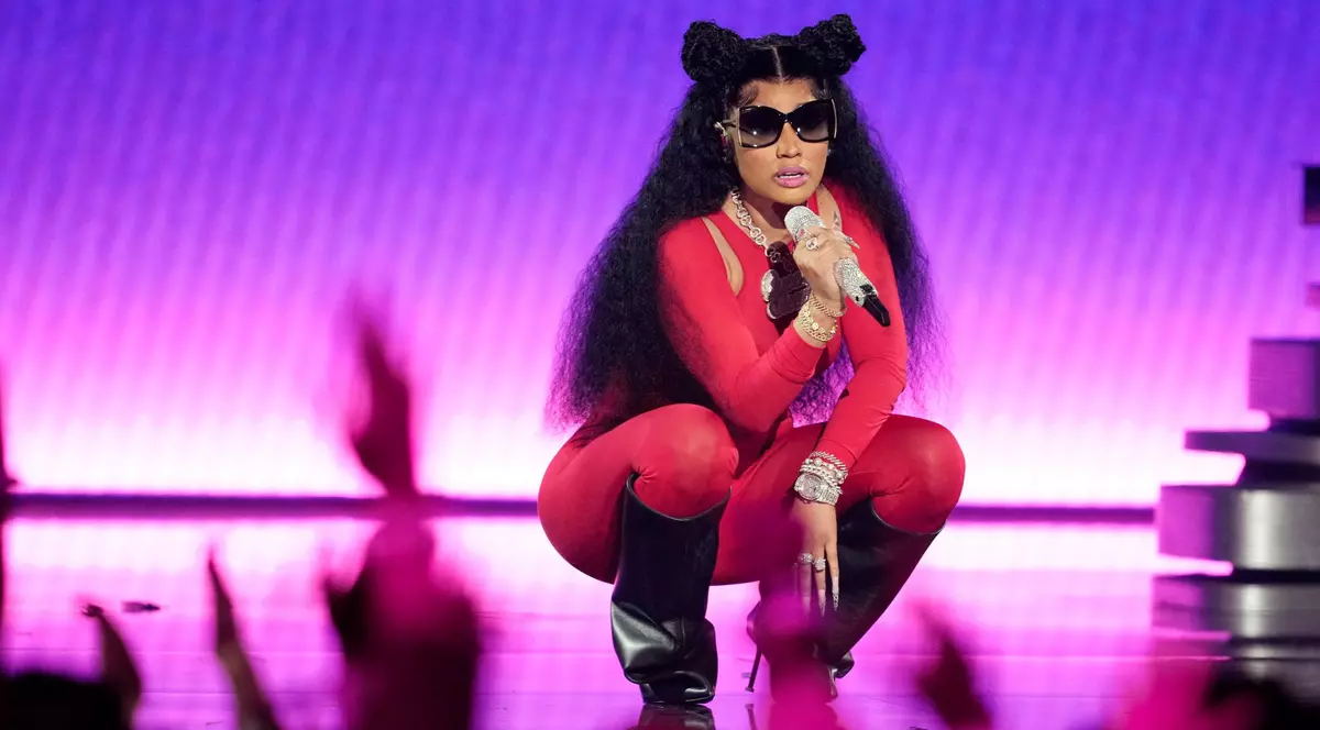 Nicki Minaj și-a anulat concertul de la Festivalul SAGA din București, cu câteva ore înainte să urce pe scenă. Foto: Profimedia