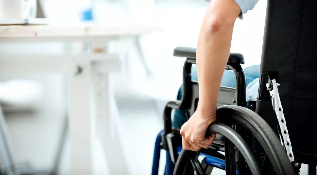 Marcel Ciolacu cere ca autorităţile locale să fie obligate să angajeze persoane cu dizabilităţi