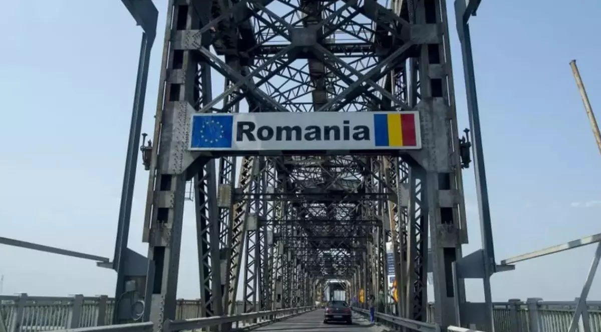 Restricţii de circulaţie pe Podul Giurgiu - Ruse. Cât timp durează lucrările