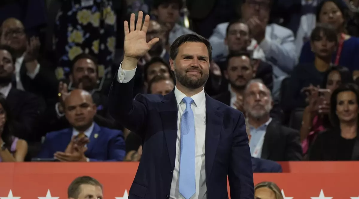 JD Vance nu se ascunde că l-a criticat anterior pe Trump, susţinând că ar putea ajuta alegătorii sceptici. „Am crezut în minciunile mass-media”