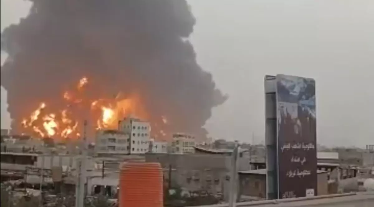 Trei morți și zeci de răniți în urma loviturilor israeliene asupra Yemenului. „Vom răspunde escaladării cu escaladare”, anunță rebelii Houthi