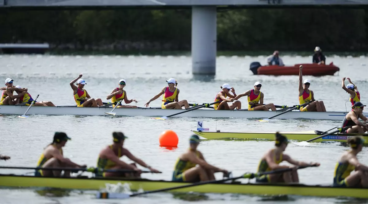 Programul și rezultatele sportivilor români la Jocurile Olimpice - azi, 3 august. Aur pentru fete la 8 plus 1