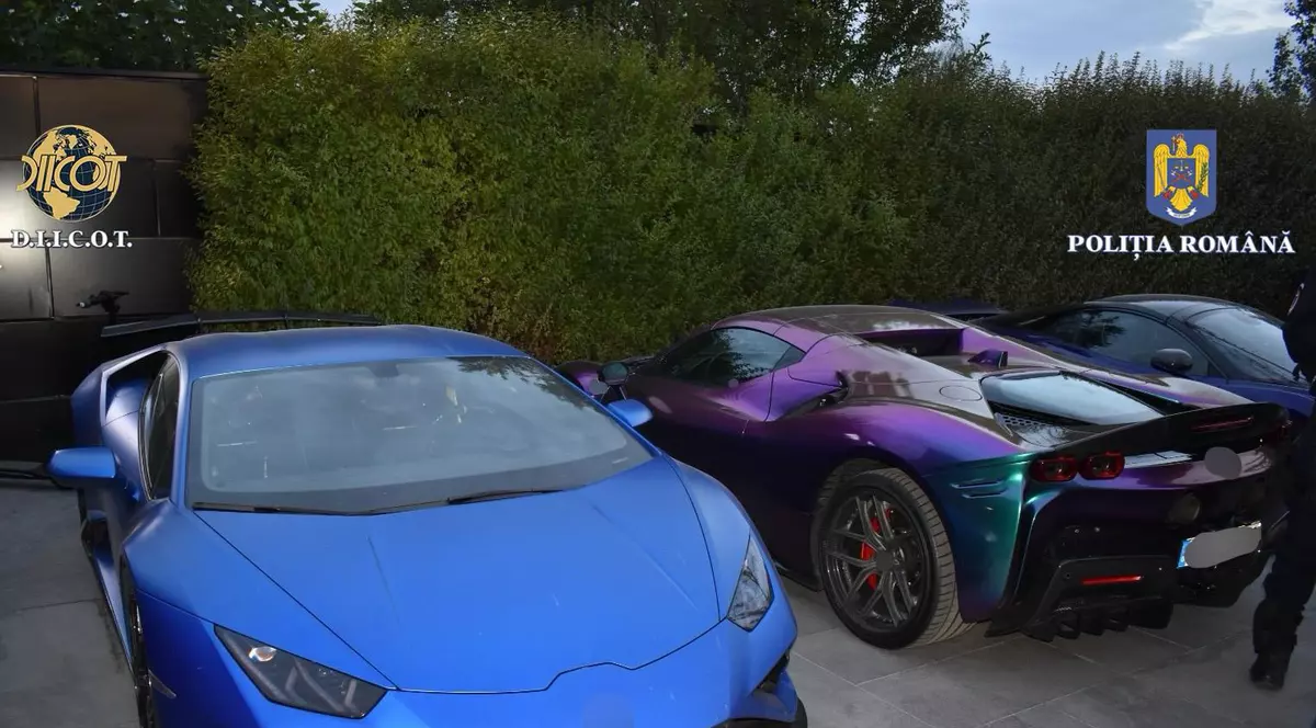 Bolizii de lux ai fraților Tate, ridicați de DIICOT în dosarul în care milionarii sunt anchetați pentru trafic de minori