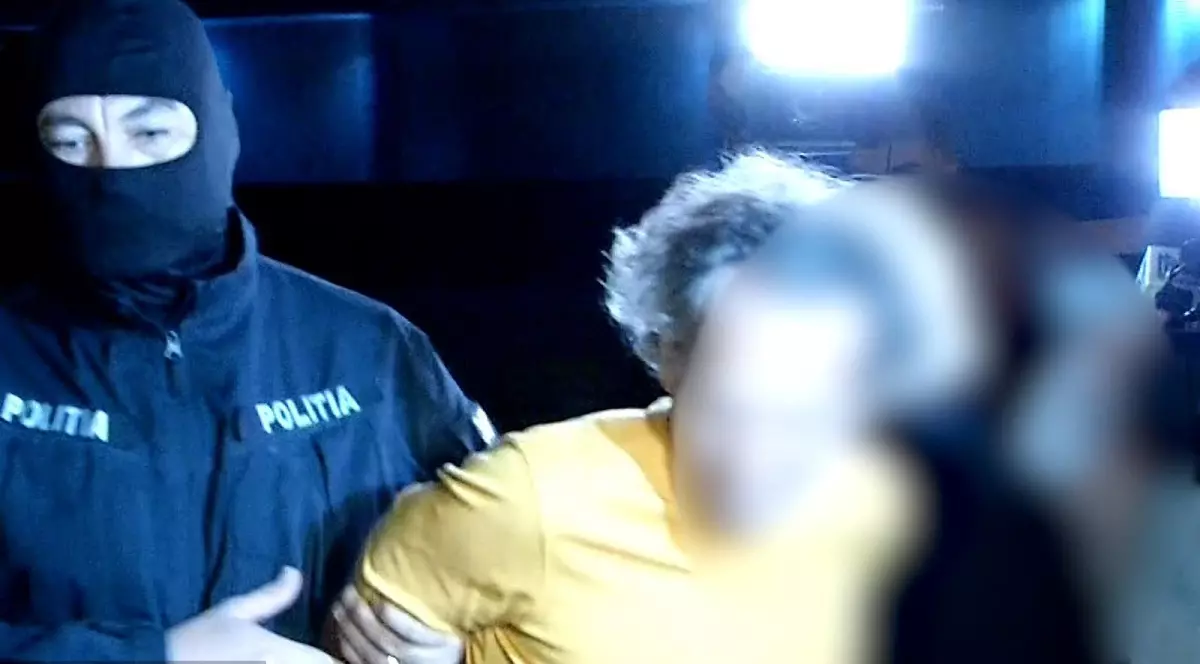 Triplă crimă în București. Principalul suspect a fost arestat preventiv. Bărbatul de 46 de ani este acuzat că și-a ucis mama, sora și un frate