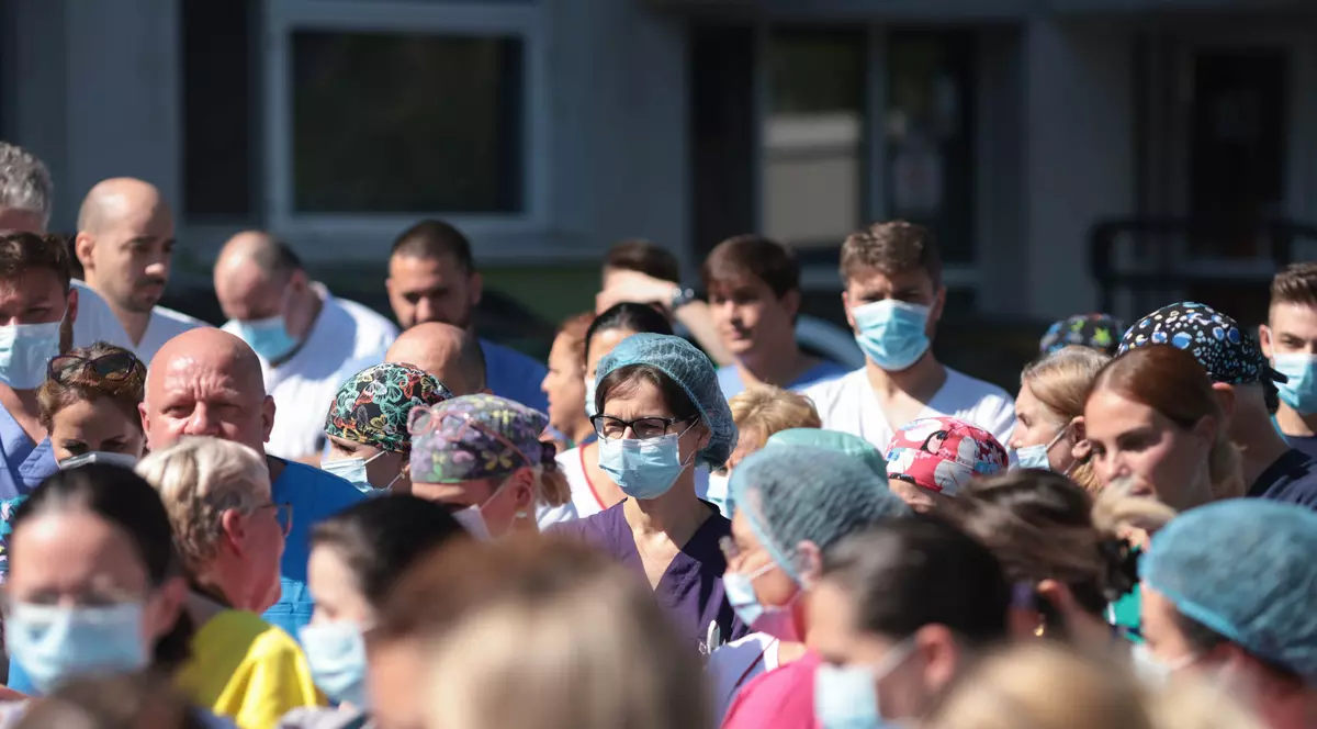 Noi detalii în dosarul morților suspecte de la Spitalul Pantelimon. Procurorii, precizări despre reducerea dozei de noradrenalină care ar fi dus la moartea unei victime